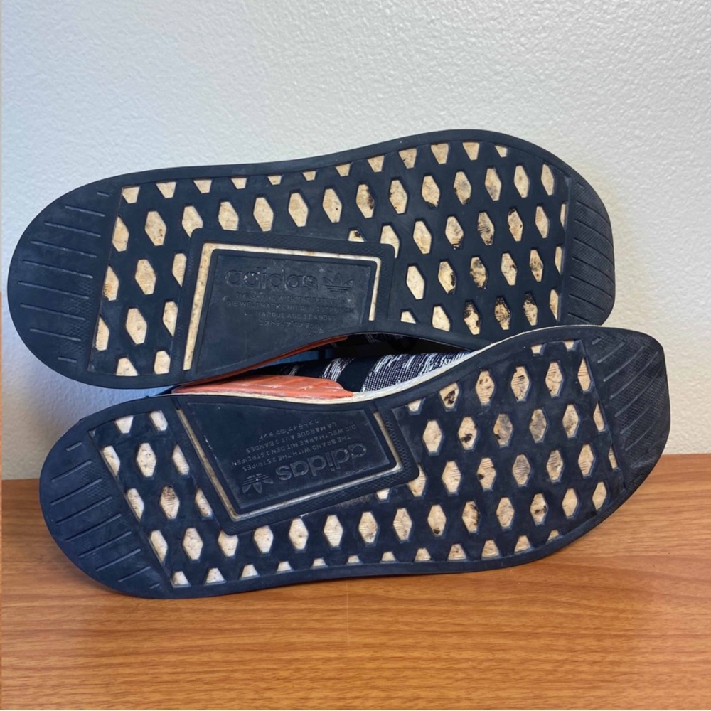 Adidas NMD Primeknit - Picture 6 of 9